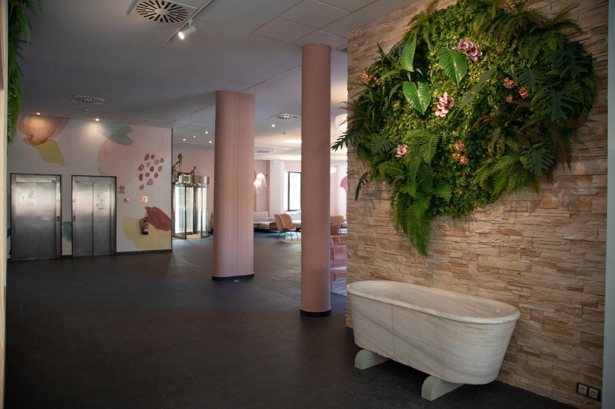 טריו Hotel Real Balneario Carlos III מראה חיצוני תמונה
